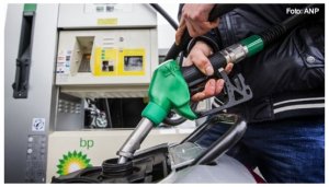 Shell_tankstation.thumb.jpg.373ffb8d1cb991c7019131326f0be781.jpg