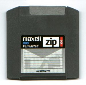 Zip_disk.thumb.JPG.1e86a0d8735b4a5769f32fe894c6c7a2.JPG