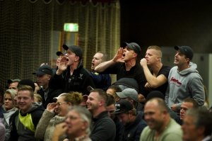 zwarthemden.thumb.jpg.d6d0d2784a842d3533490da7a15b6004.jpg